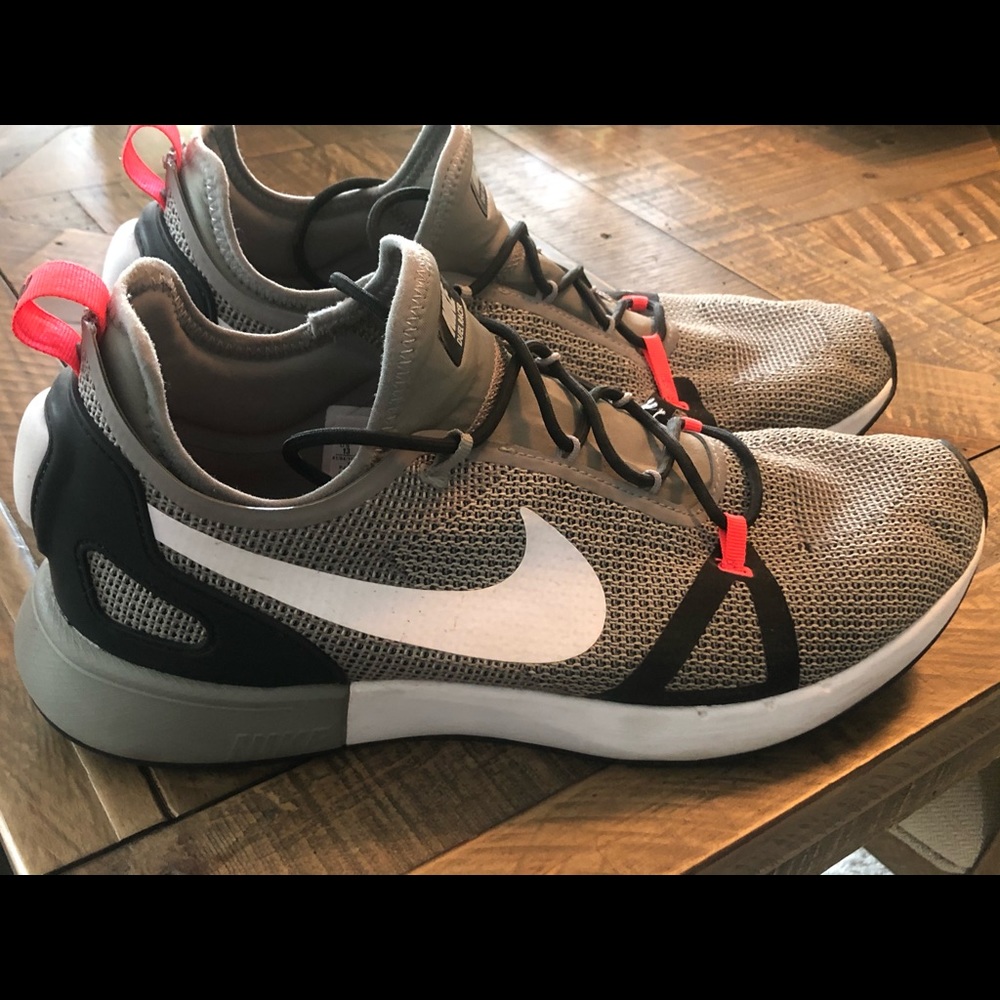 Used Nike Duel Racer tennis shoes size 13